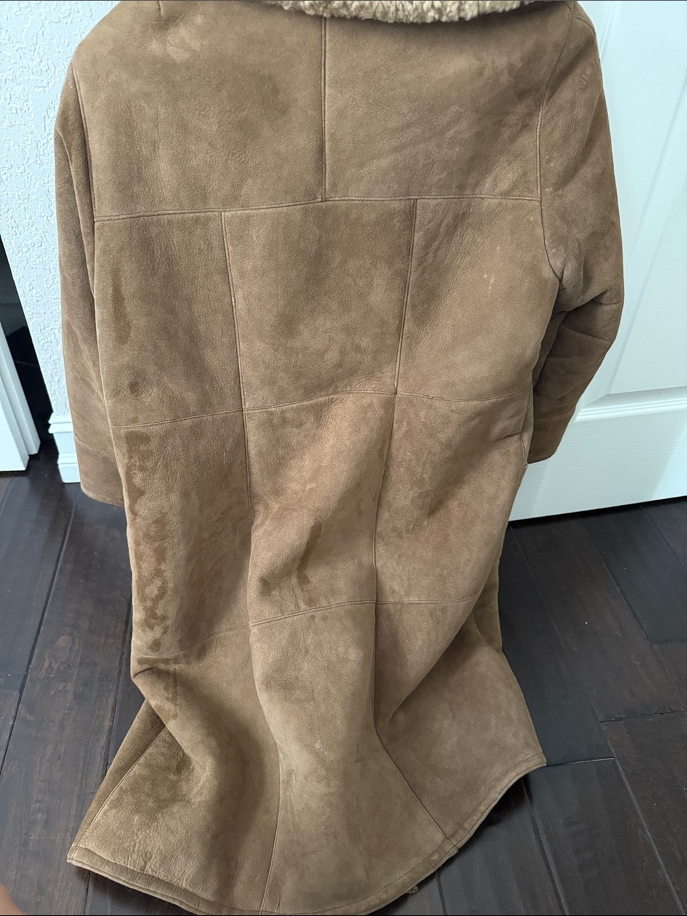 Vintage Shearling Coat with Plush Collar - Tan - Picture 3 of 3